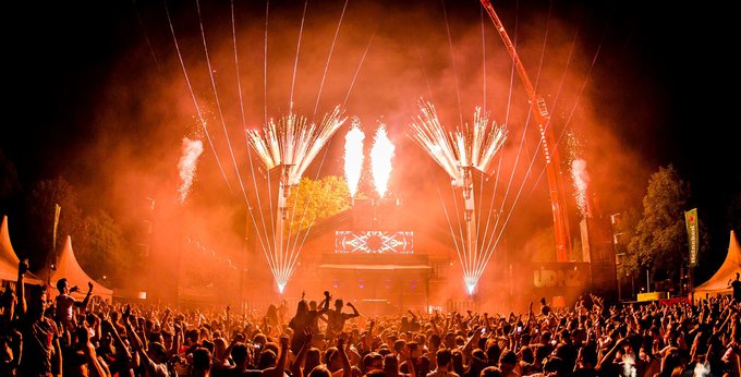 FESTIVAL VUURWERK