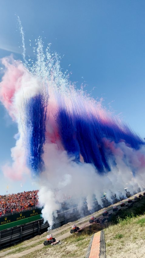 Zandvoort_blauw_roze.jpg